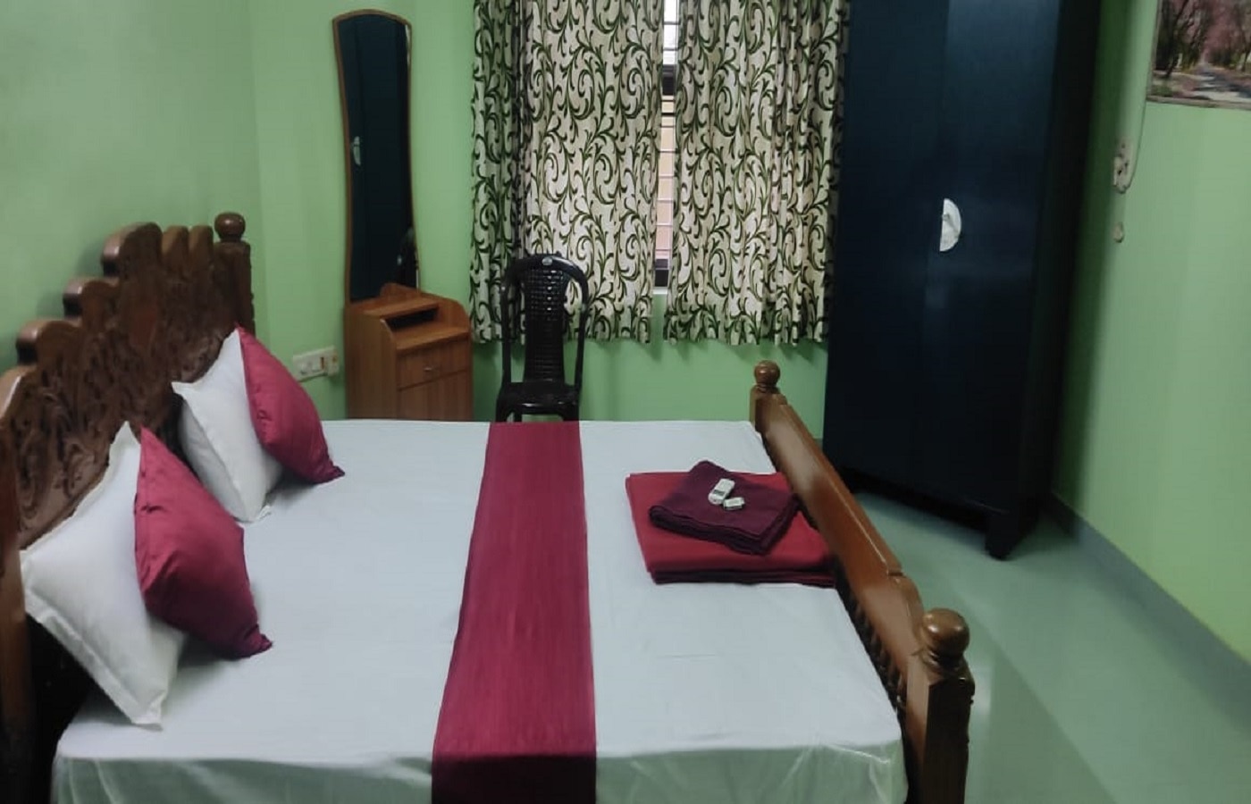Star Home Rooms, Calicut - Tap to explore photos