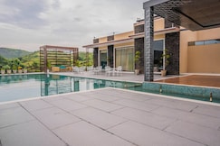 Tapobhoomi 2BR - Large Infinity Pool, Nathdwara