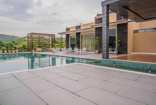 Tapobhoomi 2BR - Large Infinity Pool