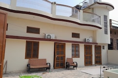 Satwik Homestay, Ayodhya