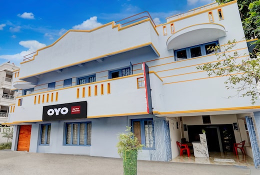 Hotel O Sky Blue Residency