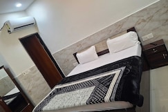 Hotel O Krishnam Sadan, Mathura