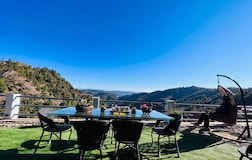 Super Deluxe- Mountain view