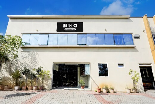 Super Hotel O Renigunta Near Railway Station