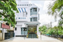 Hotel Ashoka Executive, Nevasa