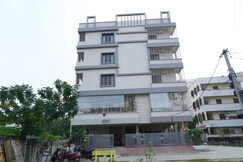 KLR Homestays, Tirupati