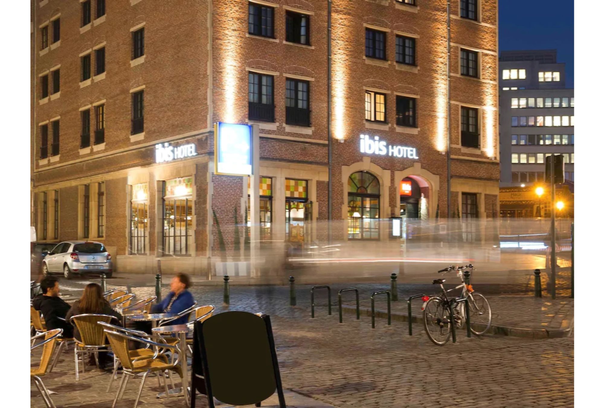 ibis Brussels off Grand Place - Tap to explore photos