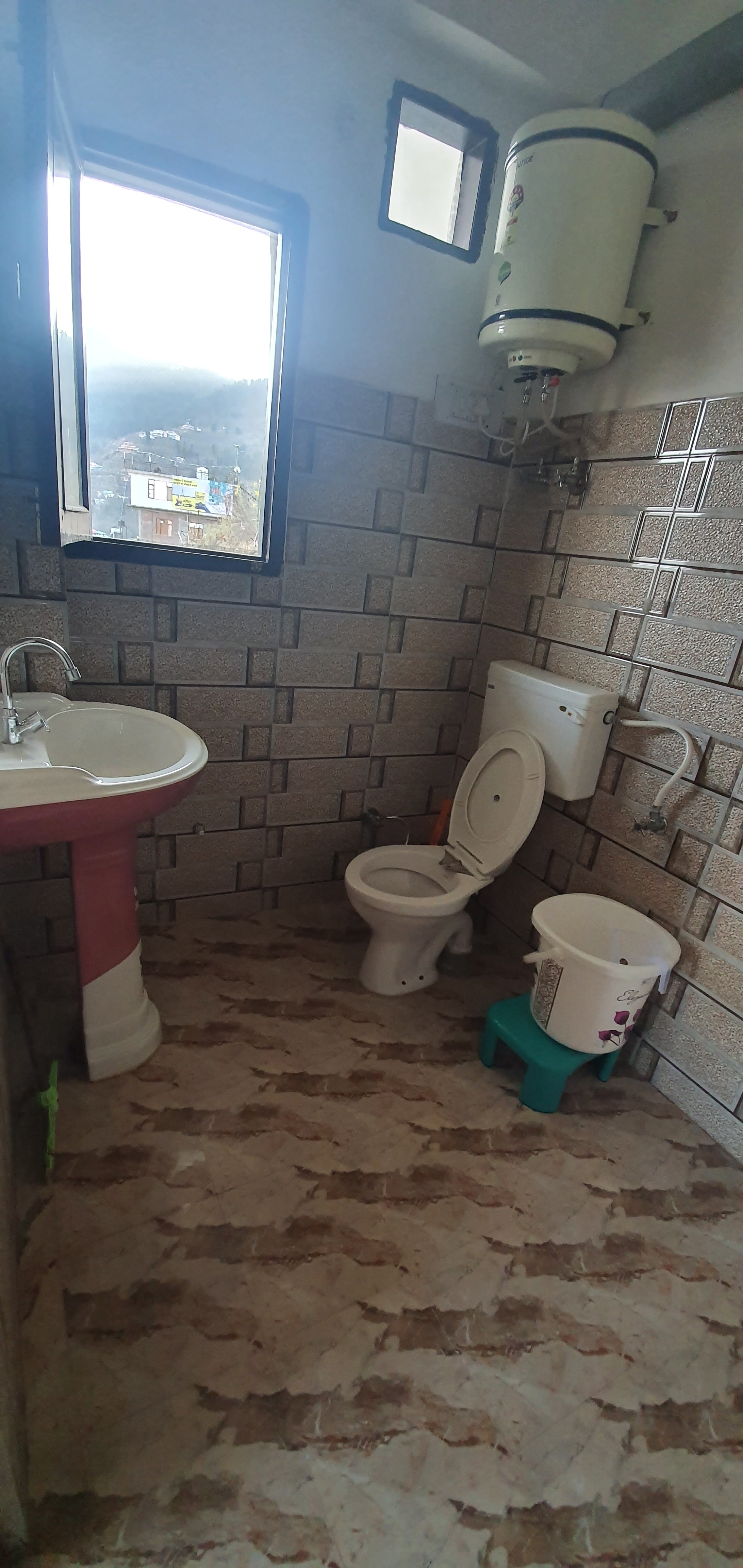 Pahari Soul Home Stay - Tap to explore photos