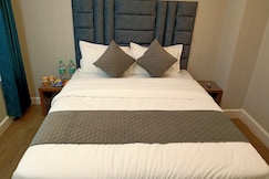 The Simla Central, Shimla