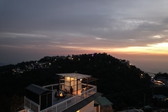 Merryville Nathuli | Rooftop jacuzzi and garden, Mussoorie