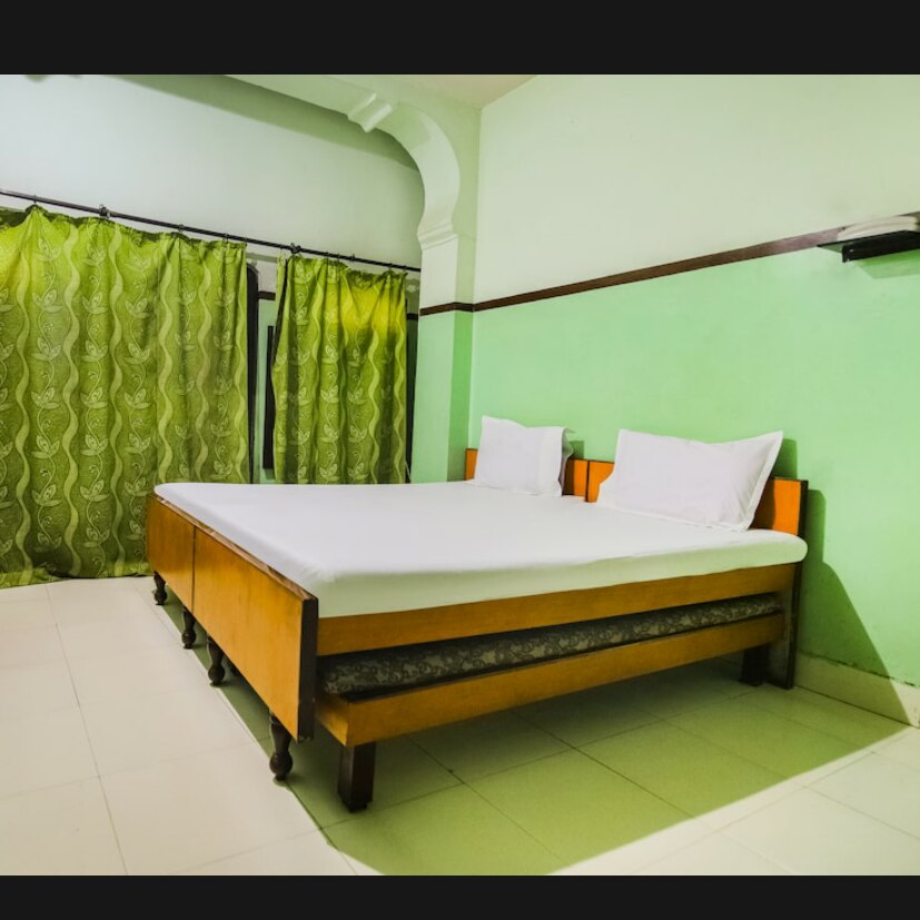 Hotel Sanskar - Tap to explore photos