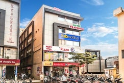 Hotel Pratiksha, Ahmedabad
