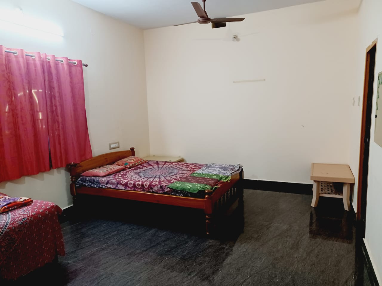 MAHADEVI GUEST HOUSE GOKARNA - Tap to explore photos