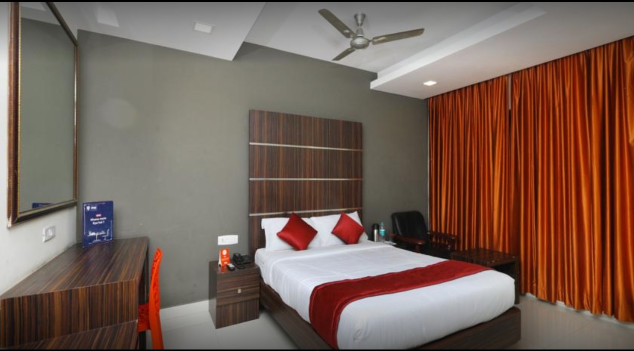 Hotel Nachiappa Park - Tap to explore photos