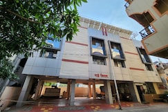 HOTEL SAI NIWAS, Shirdi