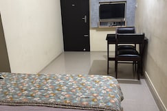 KV Suits, Cochin
