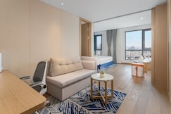 Holiday Inn Express Kunming West, Kunming