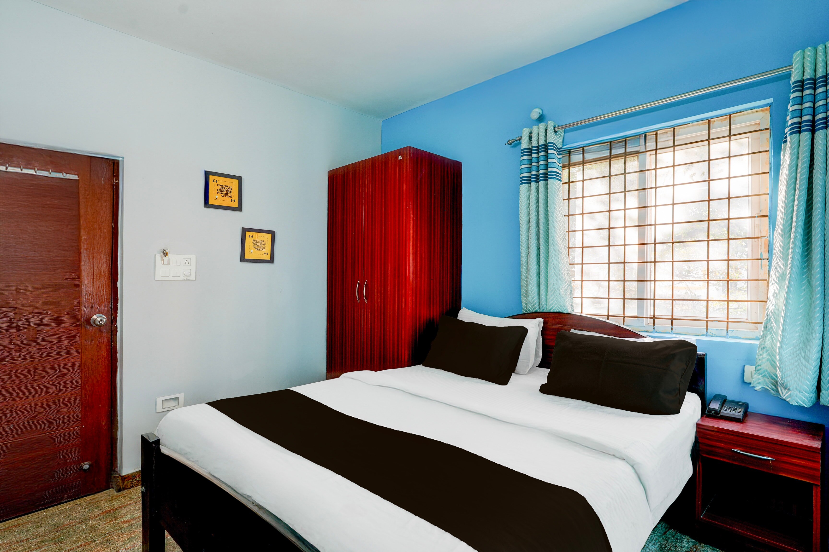 Hotel O LoLo Hotels & PG - Tap to explore photos