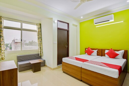 Hotel O Rishabh Inn