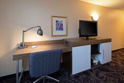 Hampton Inn & Suites by Hilton Bremerton, Seattle