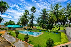 HOTEL PALMS, Diu