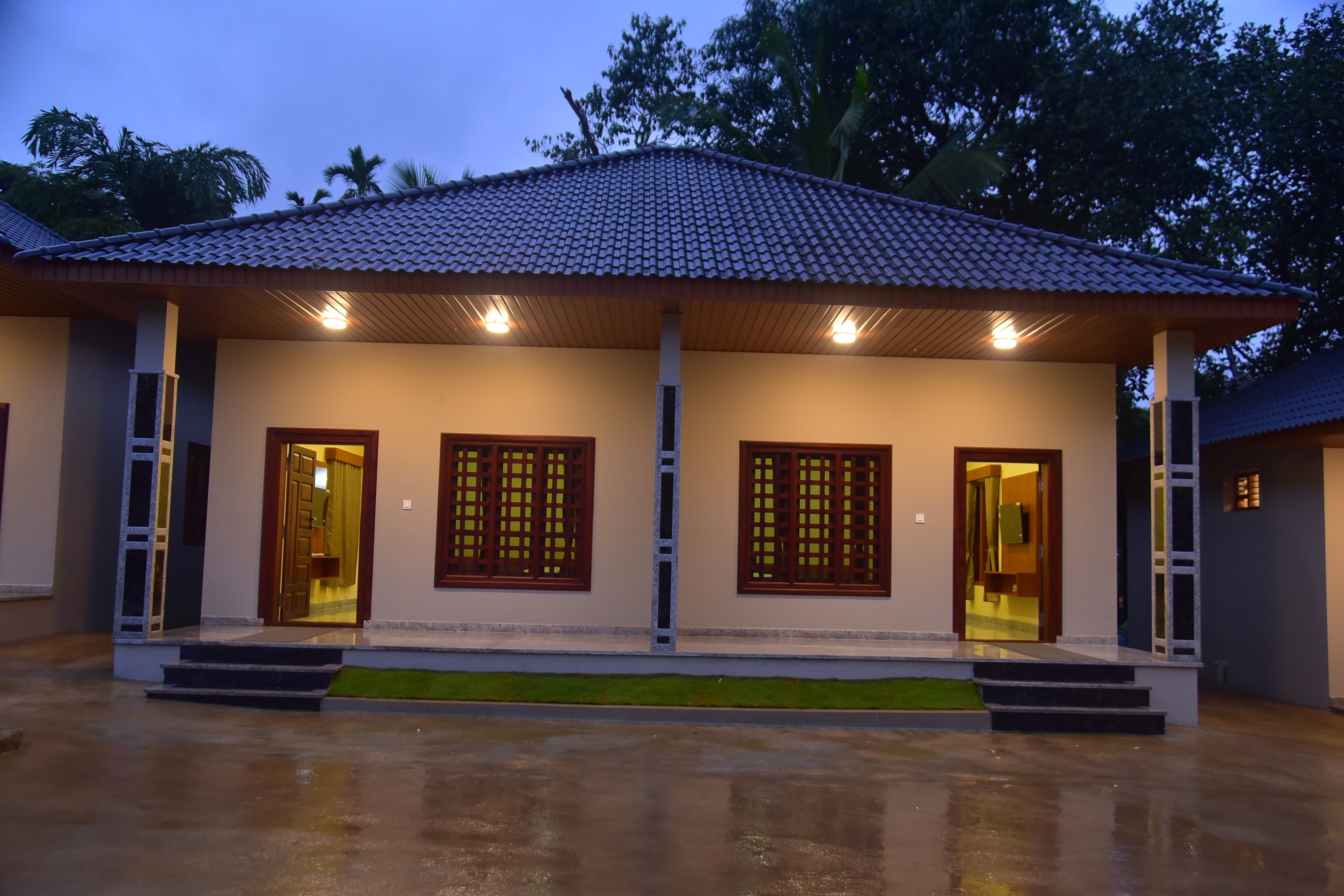 Gowtham Home Stay - Tap to explore photos
