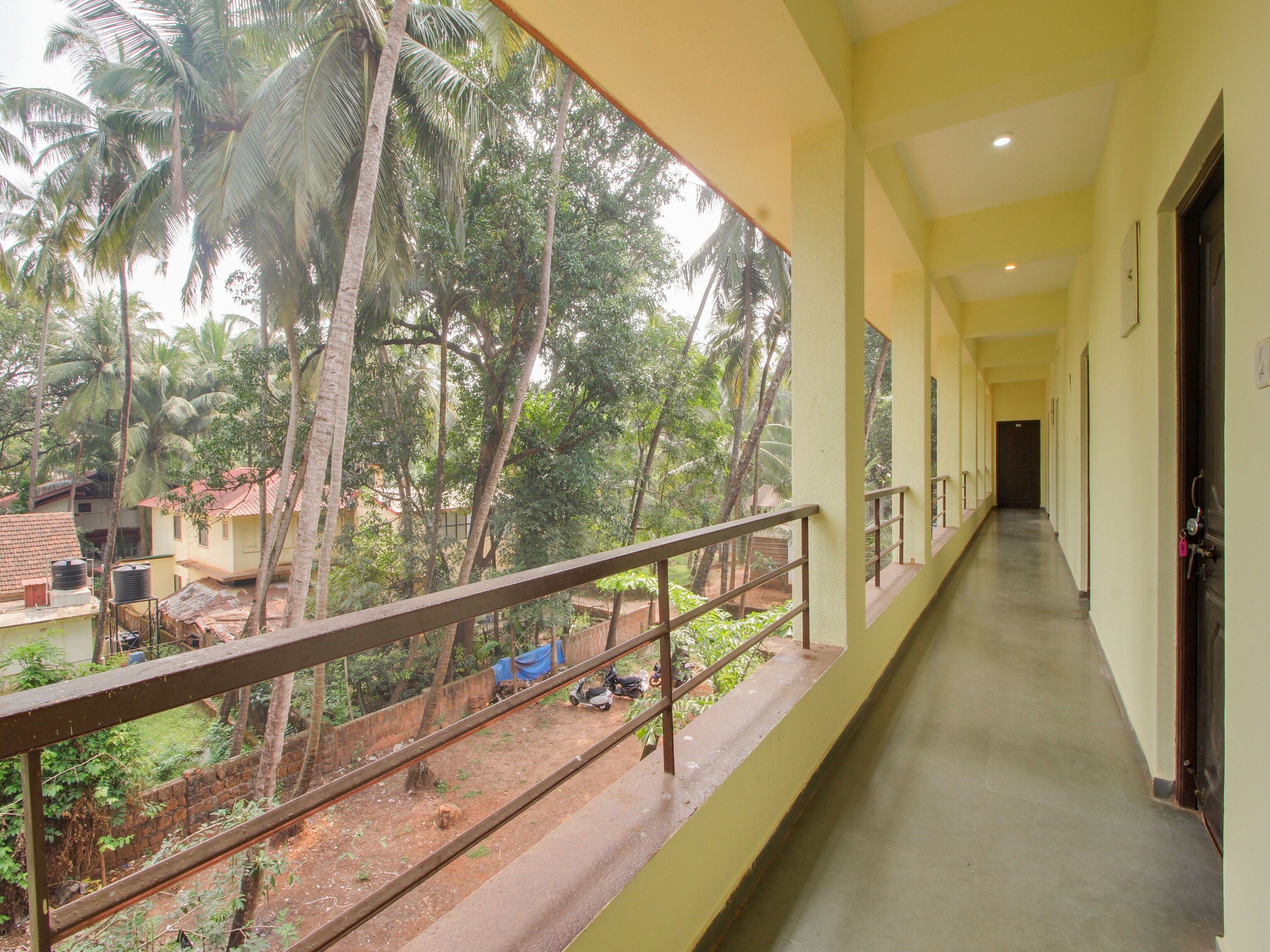 Hotel O Om Babu Guest House - Tap to explore photos