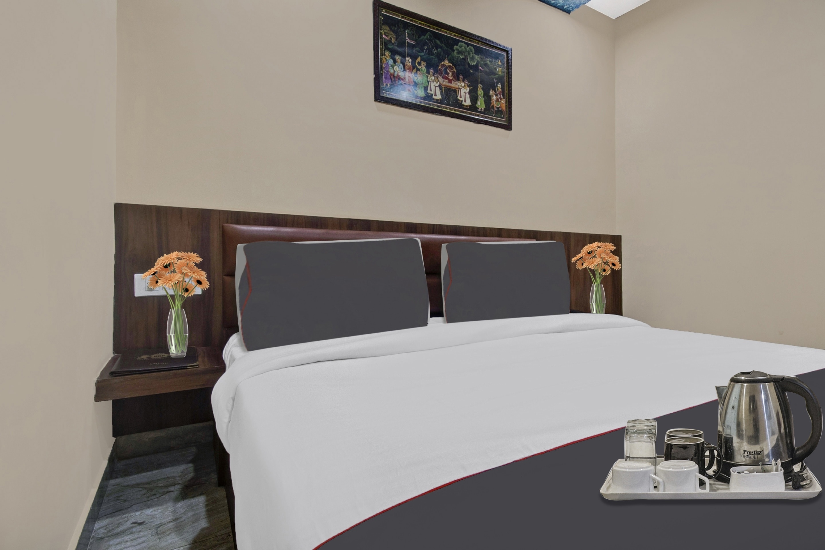 Hotel O RATANGARH - Tap to explore photos