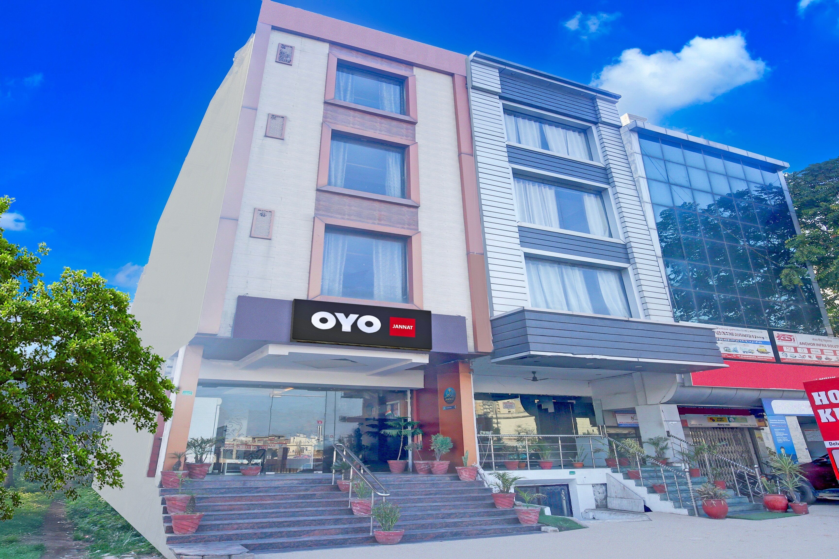 Hotel O Jannat - Tap to explore photos
