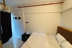 Studio Apartment near airport, Pune