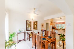 Stylish 2bhk w/ pool, Kitchen | 8 mins from beach by Savera Stays, Goa