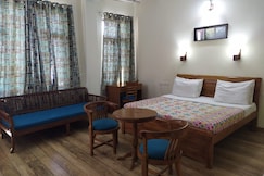 Commander Deck | Rooms in a Homestay, Dharamshala
