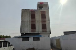 Hotel O Discus, Nagpur