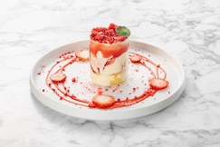 Holiday Inn & Suites SHIN OSAKA, Osaka