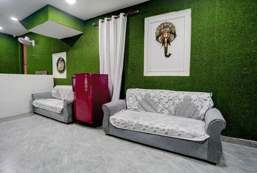 Hotel O MI GUEST HOUSE