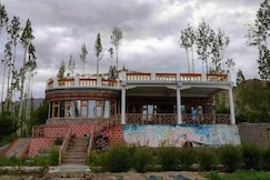 Gullu Farm Stay, Leh