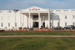 RAJMAHAL HOTEL AND MARRIAGE GARDEN, Narsinghpur