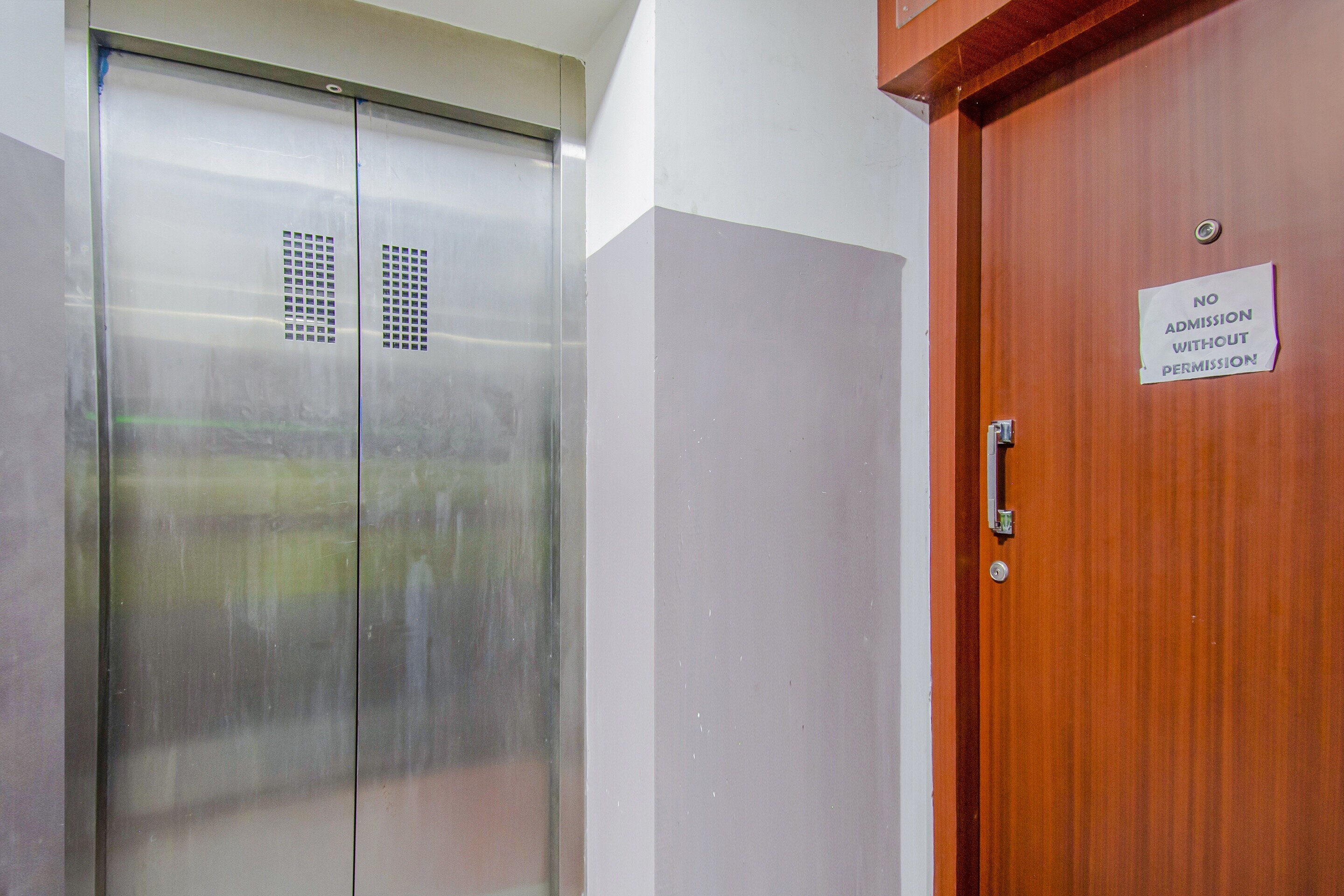 Collection O MG Guest House - Tap to explore photos