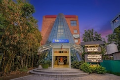 FabHotel Satyan Inn, Shirdi