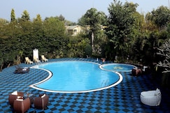 AACORN HIDEAWAY RESORT & SPA, Naukuchiatal