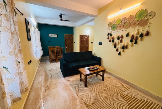 Mystic Miist Homestay II Entire 2BHK Apartment 5Mins From Bhubaneswar Airport