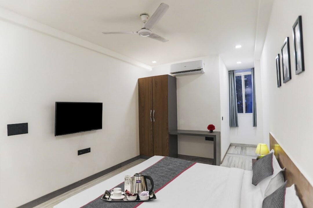Hotel Sleep In Godasar - Tap to explore photos