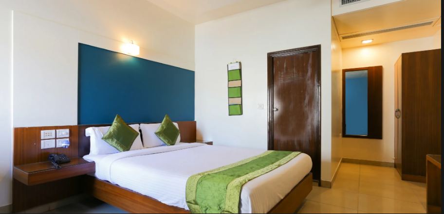 Cubbon Suites - Tap to explore photos