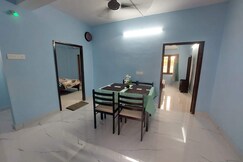 Cozy Private Bedroom with bath, Chennai