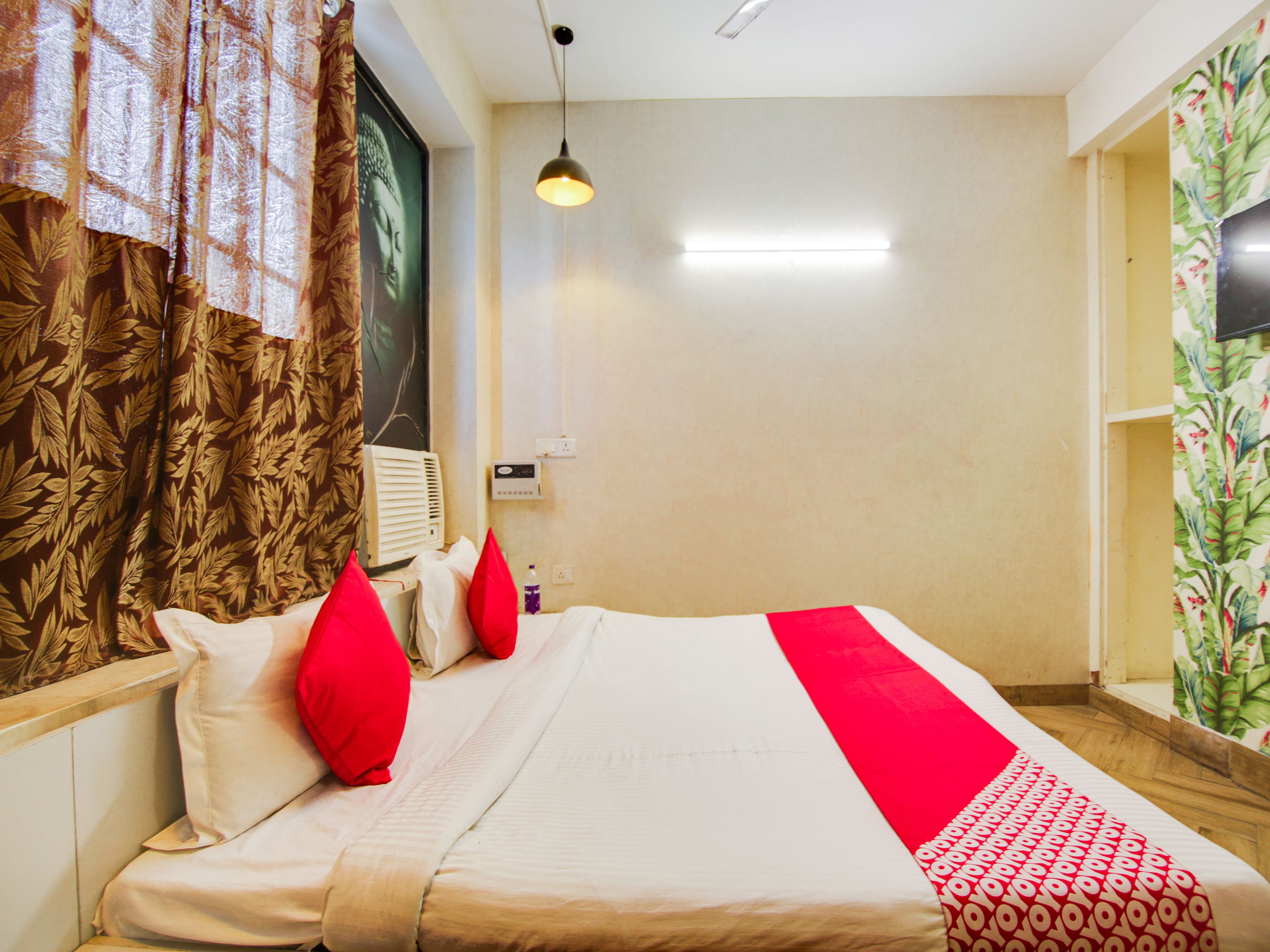 OYO 817786 Hotel Villa House - Tap to explore photos
