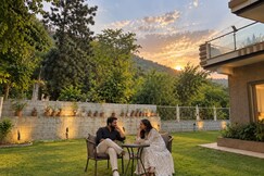 The Regal Ridge Luxury villa with garden Area, Dehradun
