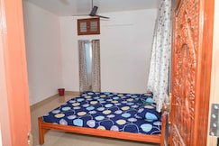 KHS Lakshmi U, Pathanapuram