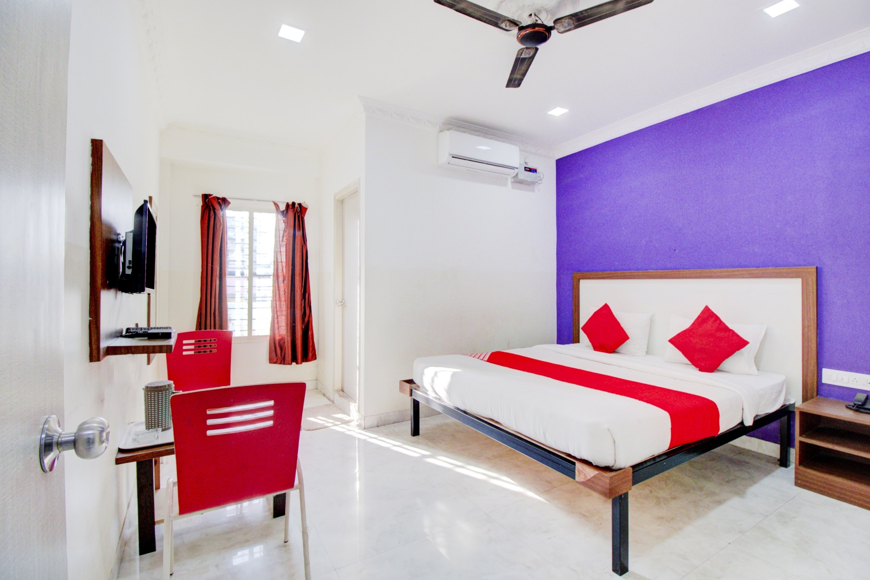 Hotel O Abhimaani Inn - Tap to explore photos