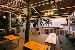 Aqua Beach Resort, Goa