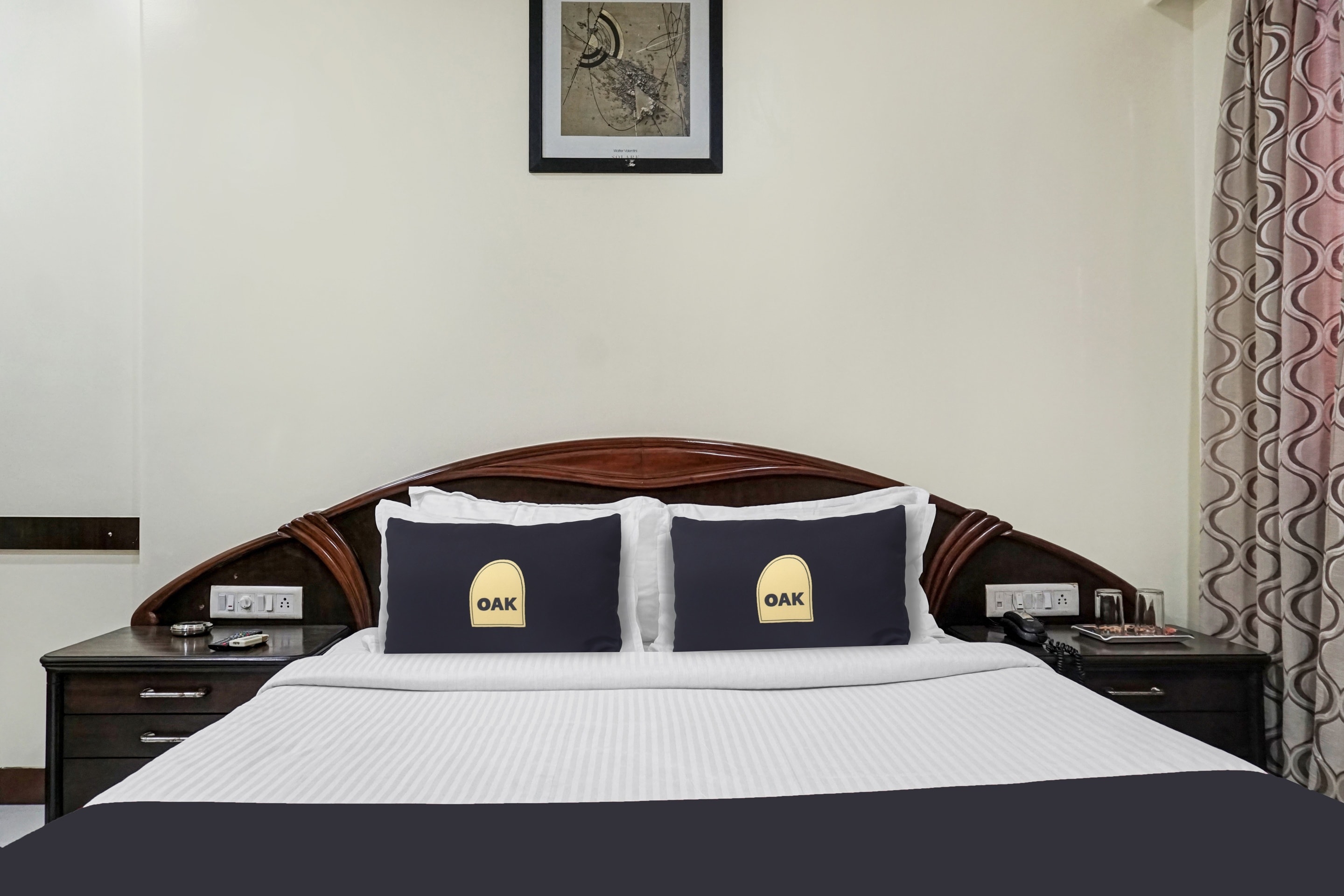 Super Townhouse OAK Gharonda Residency Near Sant Tukaram Nagar Metro Station - Tap to explore photos